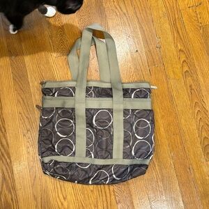 le sportsac shoulder bag
